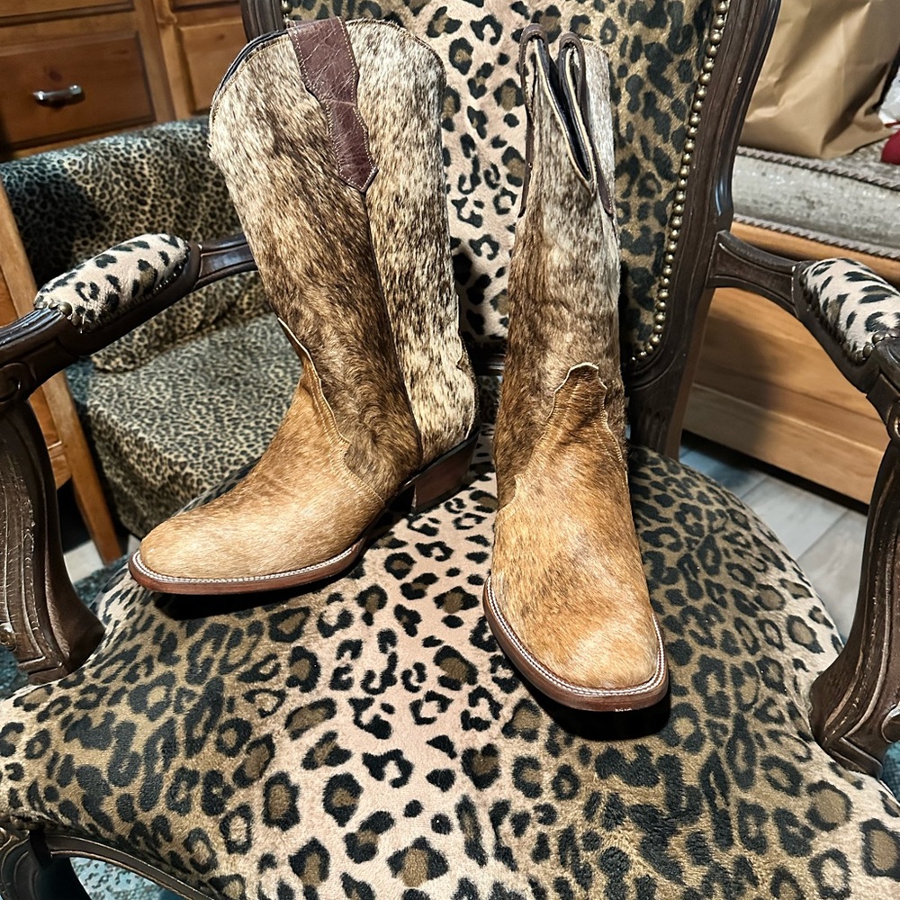 Brand New women’s hair on western boots NEVER WORN